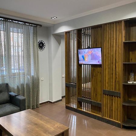 One Central Apartment Ереван Экстерьер фото