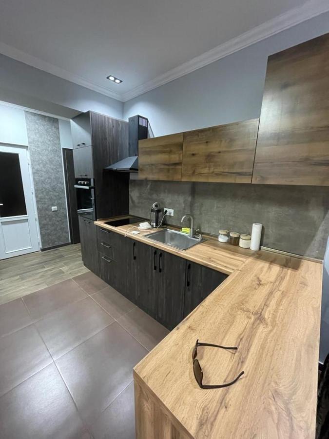 One Central Apartment Ереван Экстерьер фото