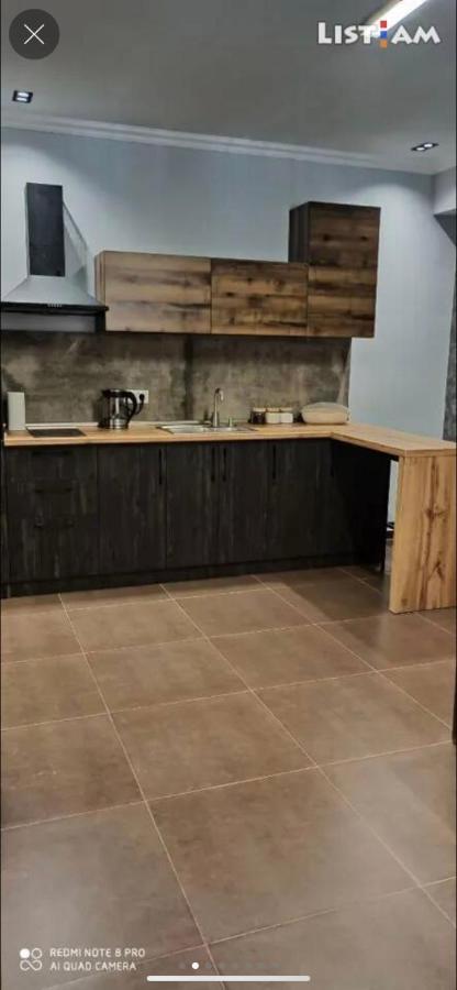 One Central Apartment Ереван Экстерьер фото