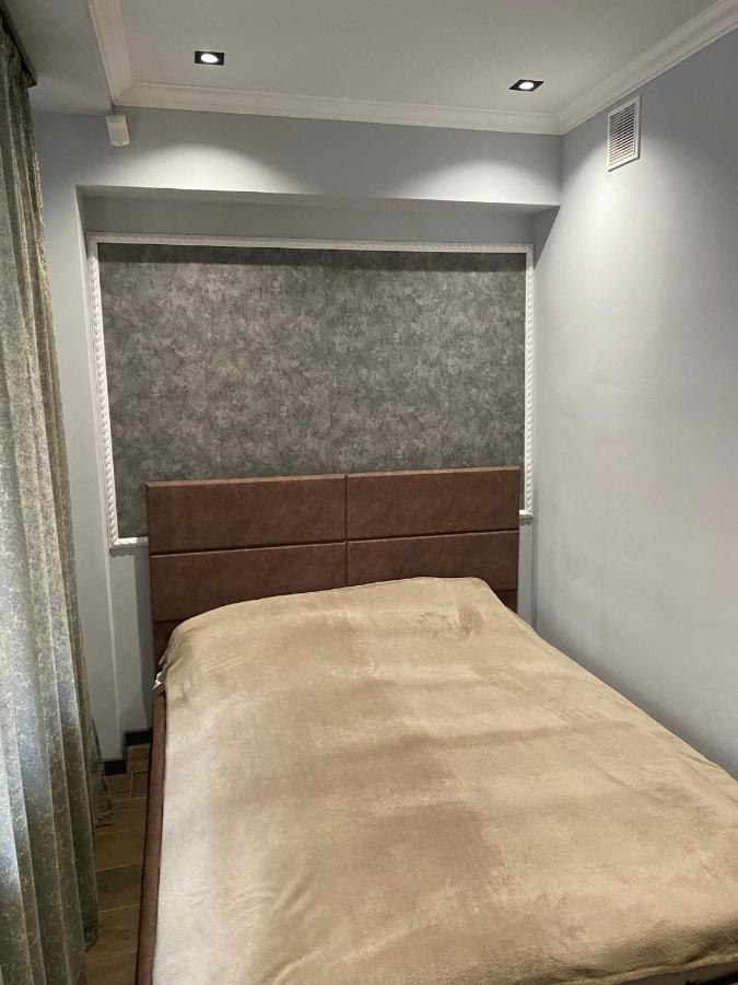 One Central Apartment Ереван Экстерьер фото