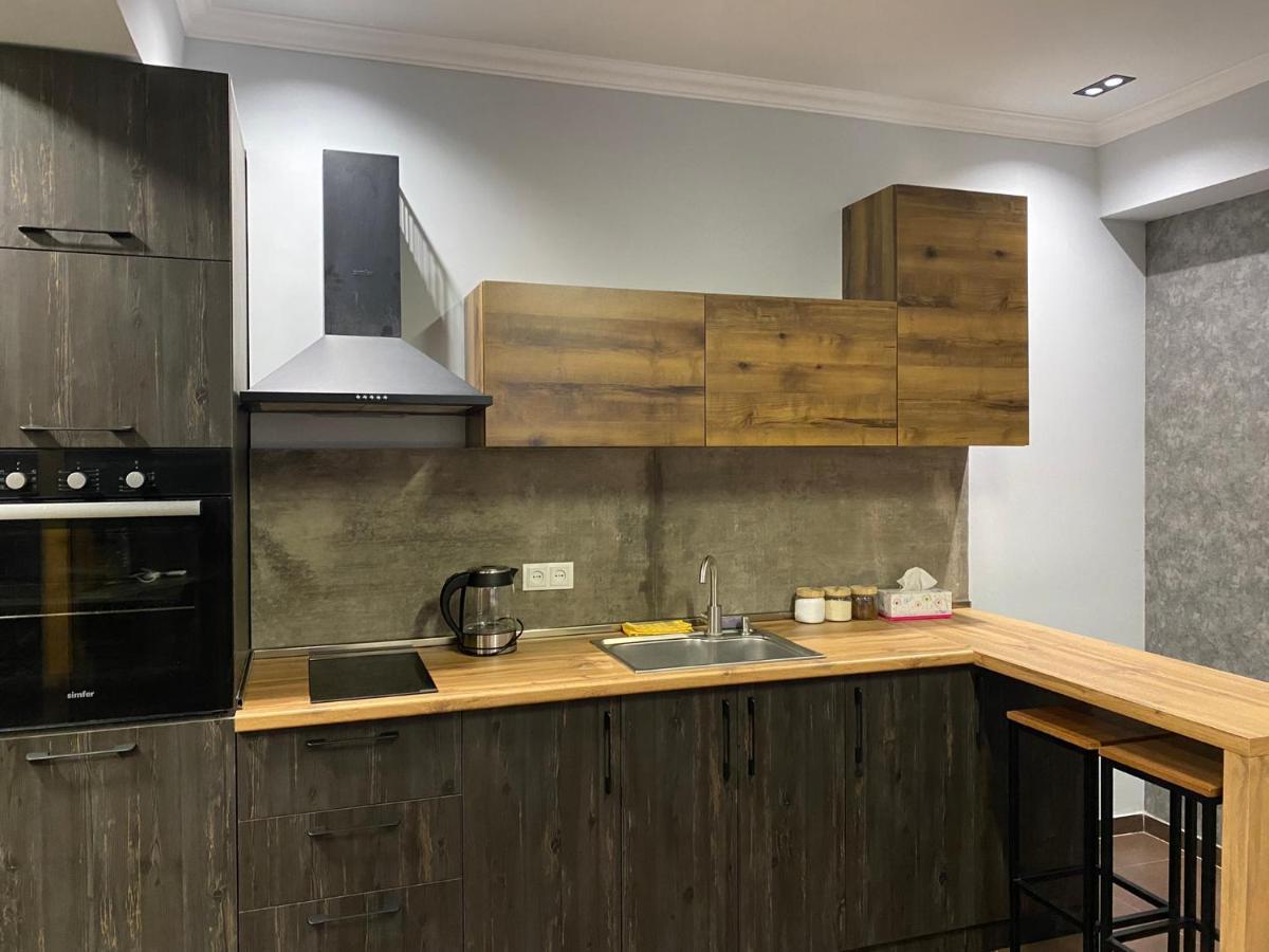 One Central Apartment Ереван Экстерьер фото